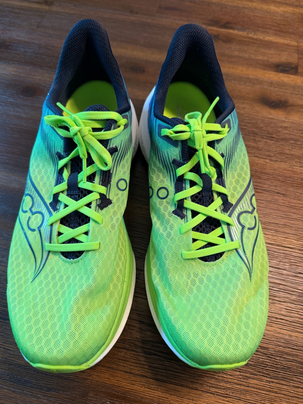 Men’s Saucony Endorphin speed 5 running shoe - Picture 2 of 5